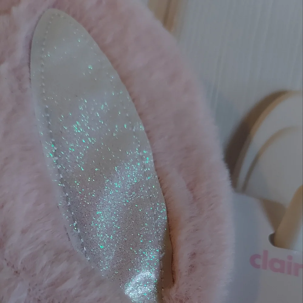 Claires bnwt pink